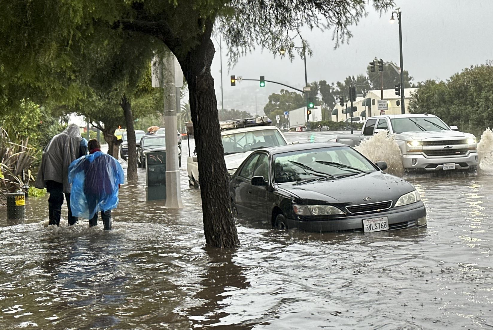 Pacific storm dumps heavy rains, unleashes flooding in California ...