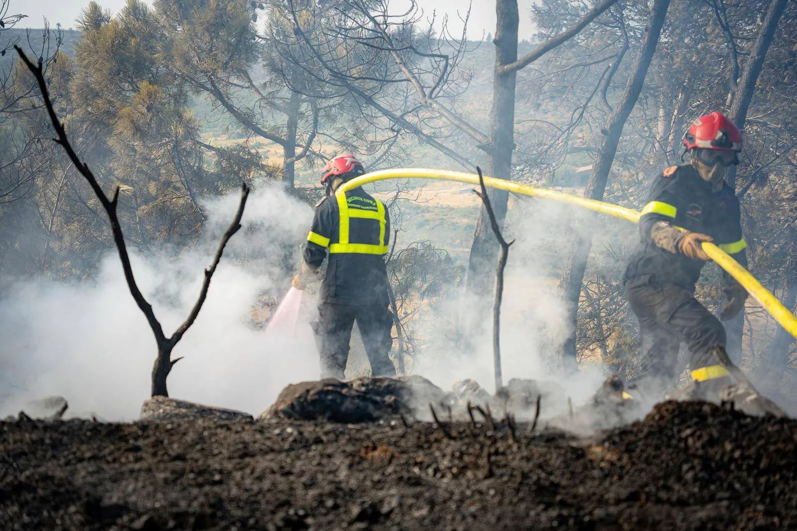 High heat threatens to reignite blaze in Aude region after France’s