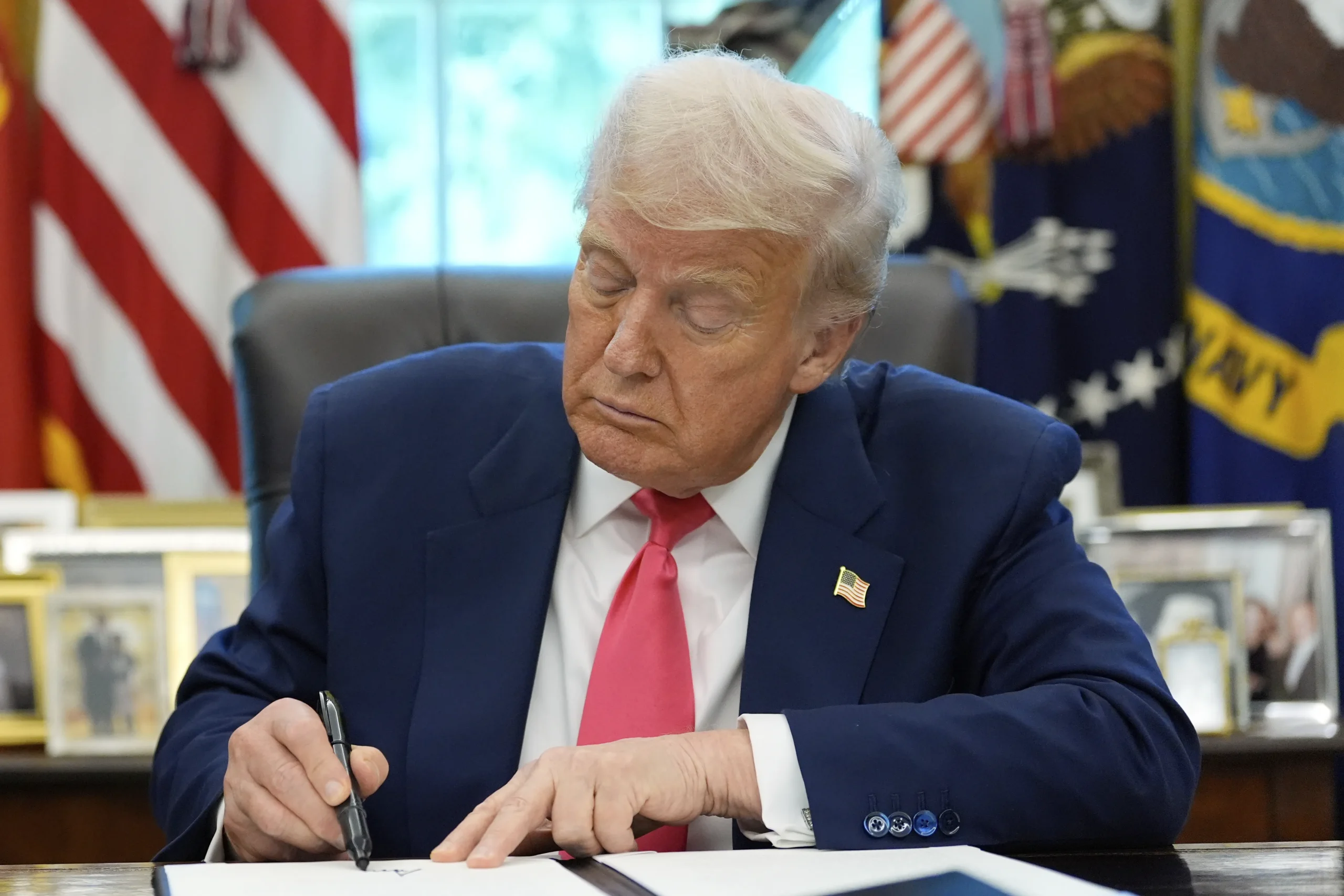 Appeals court throws out massive civil fraud penalty against President ...
